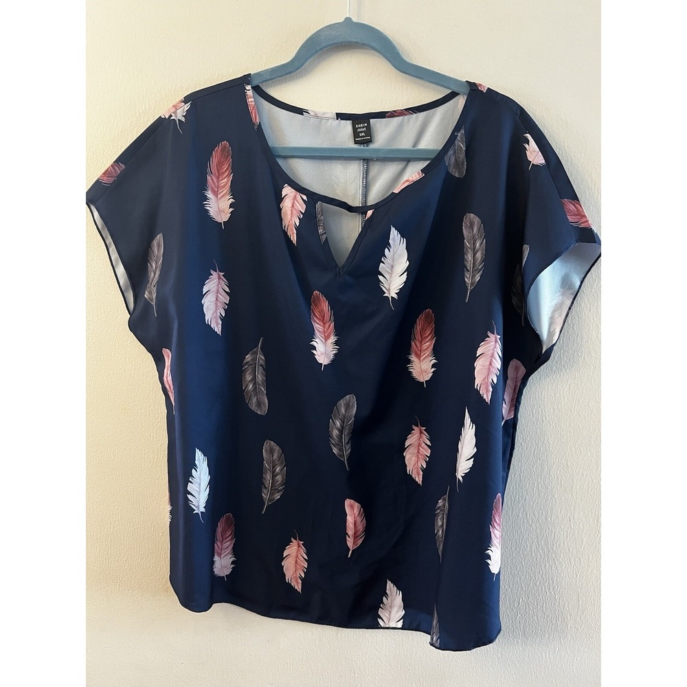 NWOT Shein Curve Tunic Top Blouse Blue Silky Short Sleeve Feather Print Size 1xl